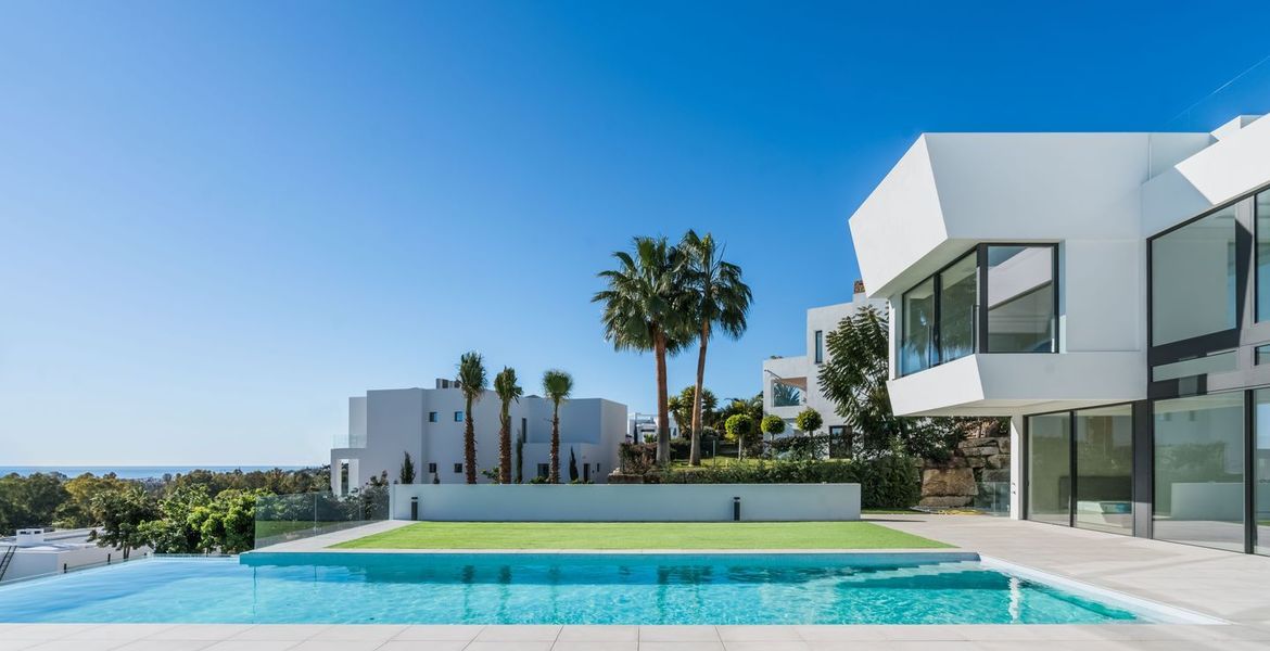 Nueva increíble villa de lujo de estilo contemporáneo