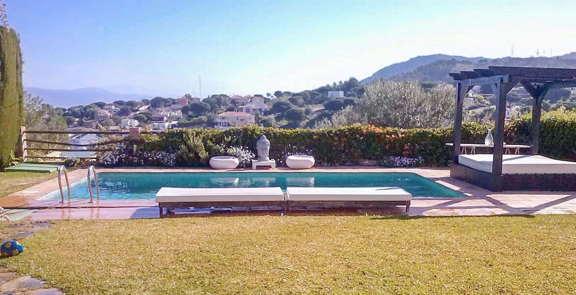 Villa for sale in Pinos de Alhaurin