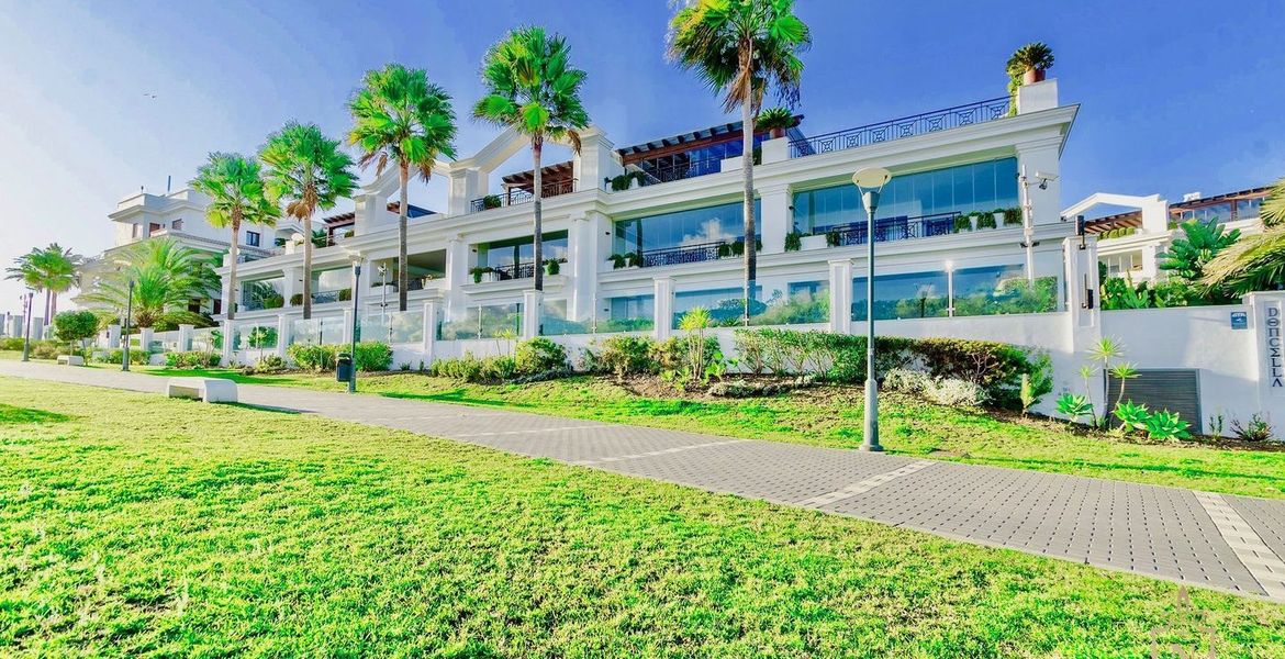 Doncella Beach Apartamentos en primera línea de mar