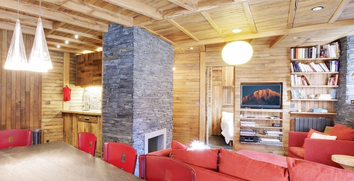 SKI APARTMENT FOR SALE IN COURCHEVEL 1850