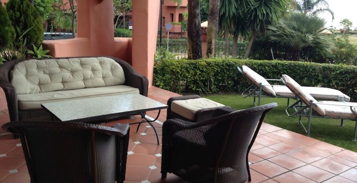 Apartamento en Alquiler en Estepona