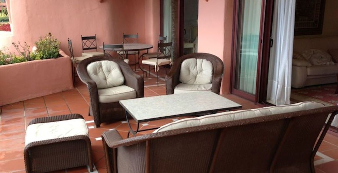 Apartamento en Alquiler en Estepona