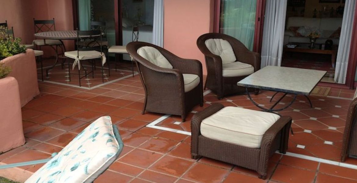 Apartamento en Alquiler en Estepona