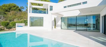 Nueva villa de lujo contemporánea con estilo