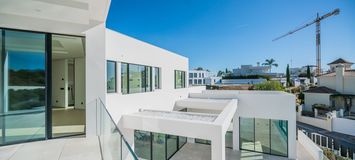 Nueva villa de lujo contemporánea con estilo