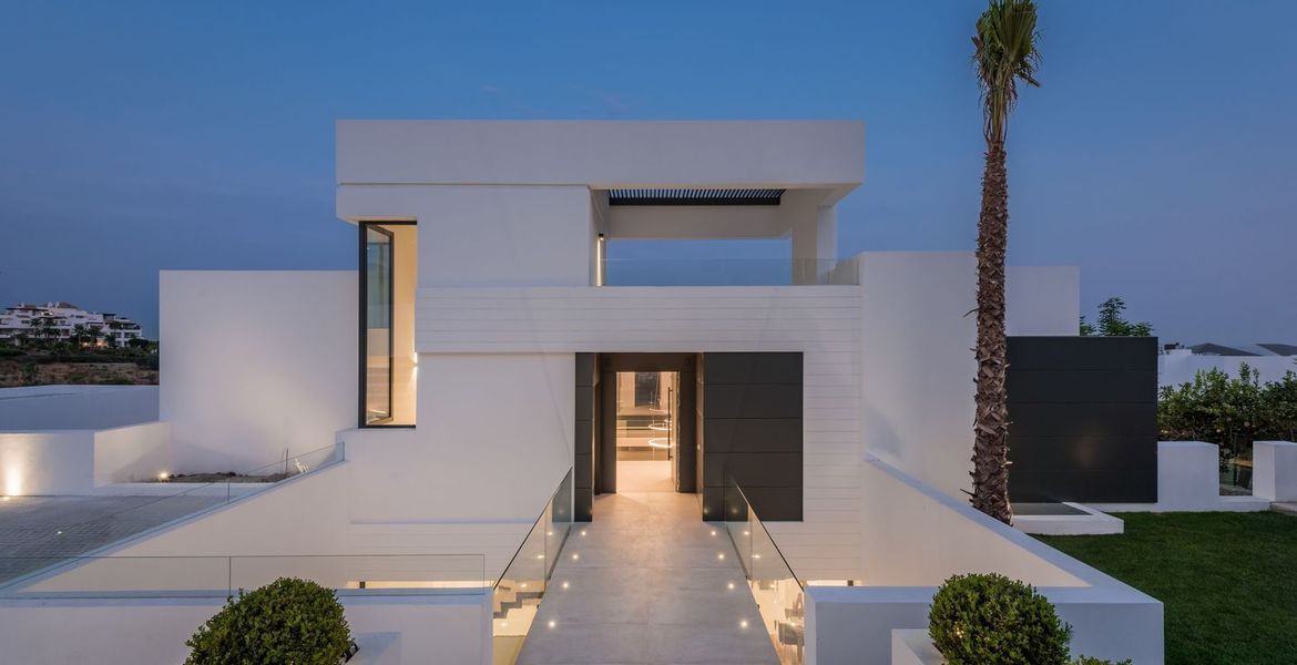 Nueva increíble villa de lujo de estilo contemporáneo