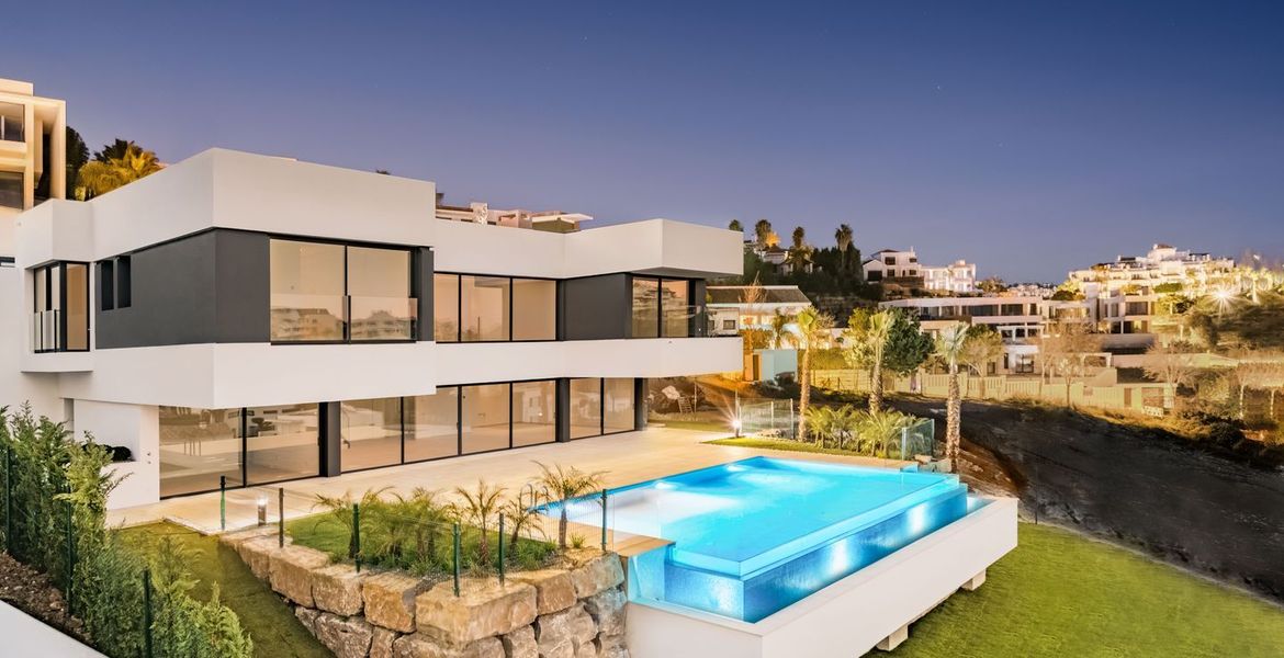 Impresionante nueva villa de lujo moderna