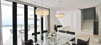 Villa for Sale Marbella close to the sea