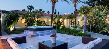 Villa en alquiler en Elviria