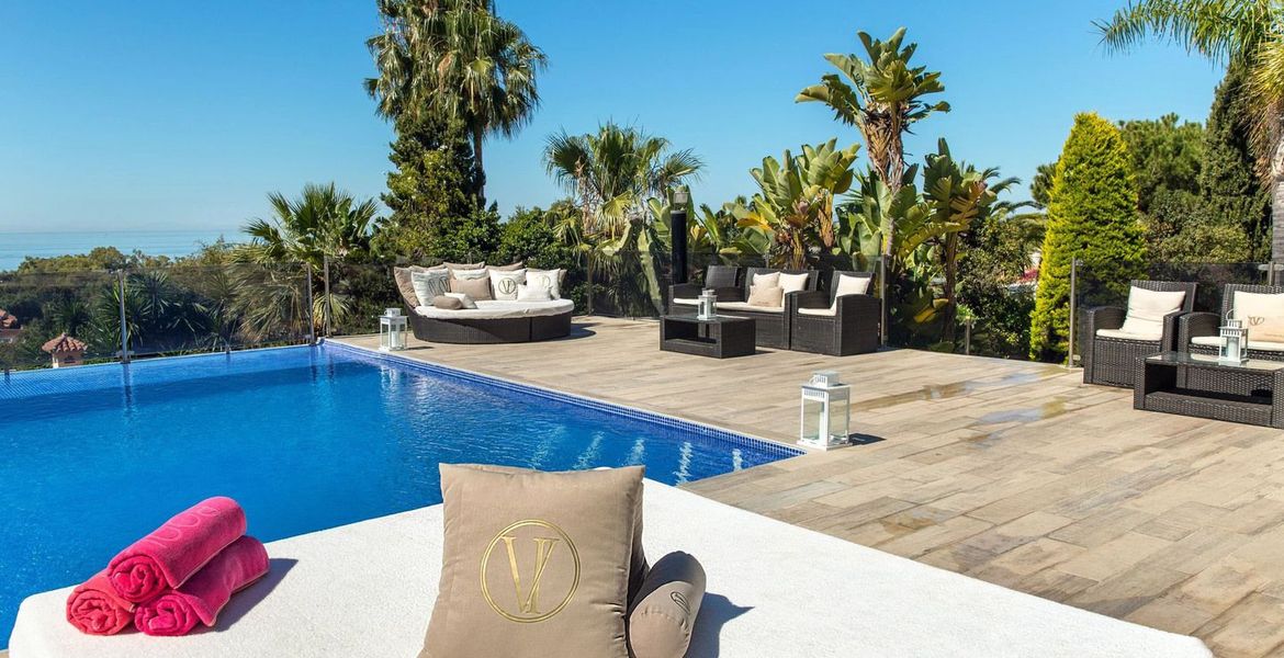 Villa en alquiler en Elviria