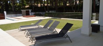 Villa con piscina climatizada en Las Chapas Marbella