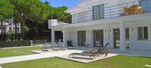 Villa con piscina climatizada en Las Chapas Marbella