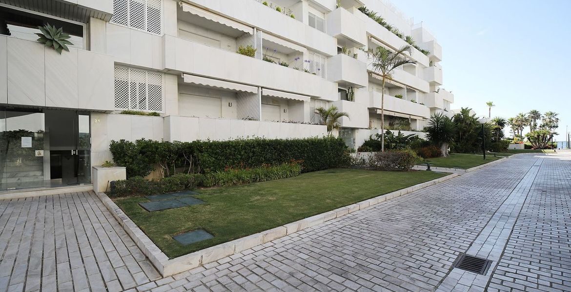 Apartamento en Alquiler en Los Granados Puerto Banus