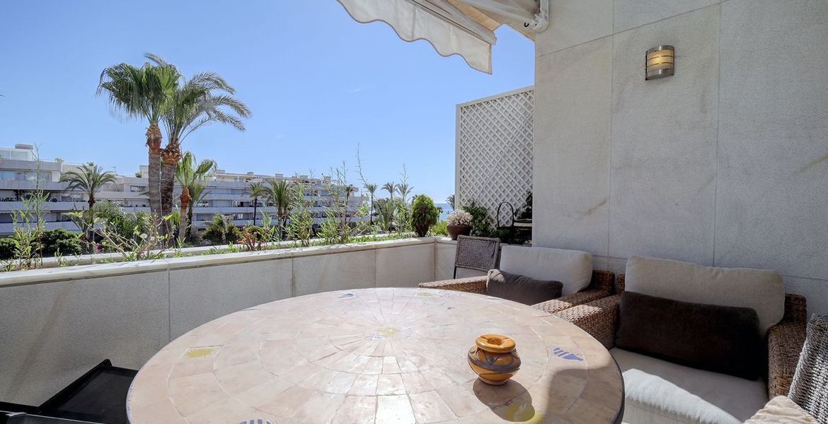 Apartamento en Alquiler en Los Granados Puerto Banus