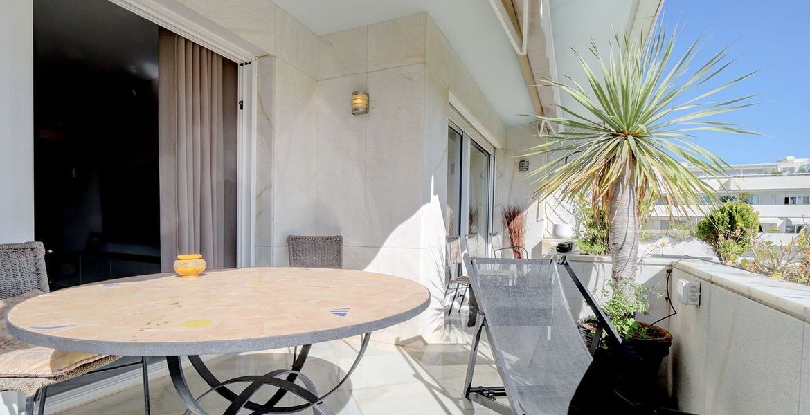 Apartamento en Alquiler en Los Granados Puerto Banus