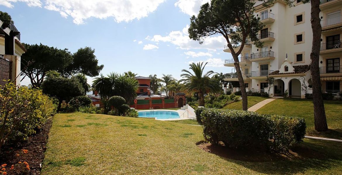 Apartamento en Alquiler en Puerto Banus