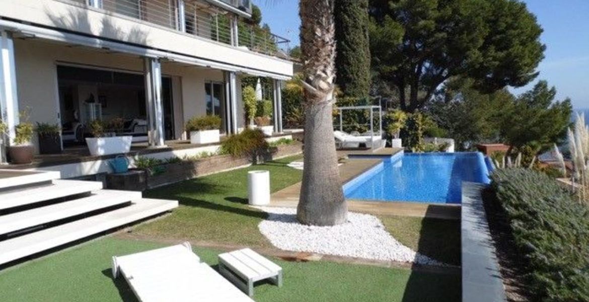 Villa en alquiler en costa brava