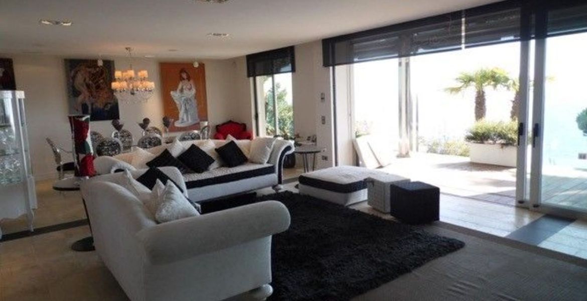 Villa for rent in costa brava