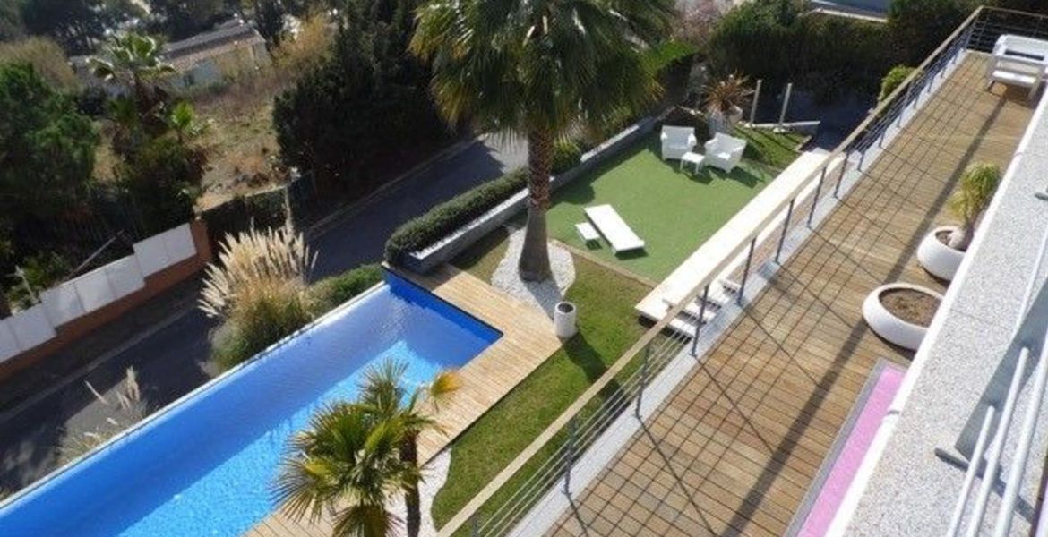 Villa en alquiler en costa brava