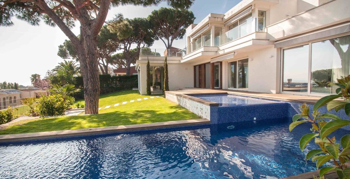 Villa en alquiler en costa brava