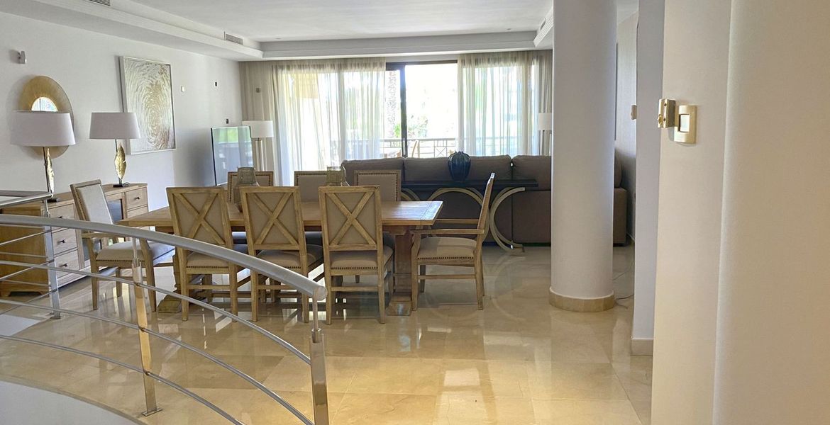 Apartamento en venta en Laguna Banus