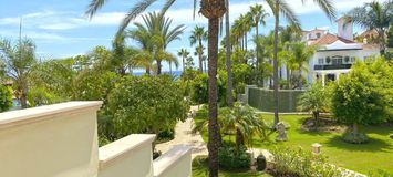 Apartment For Sale in Laguna Banus