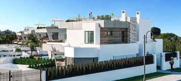 Detached and independent luxury villas in Puerto Banus