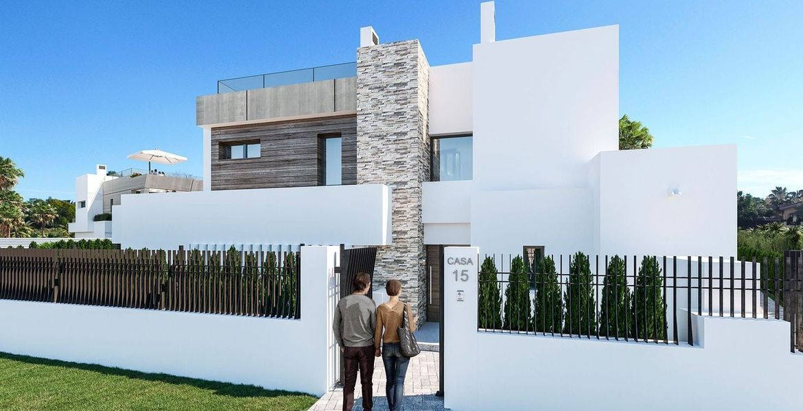 Villas de lujo pareadas e independientes en Puerto Banús