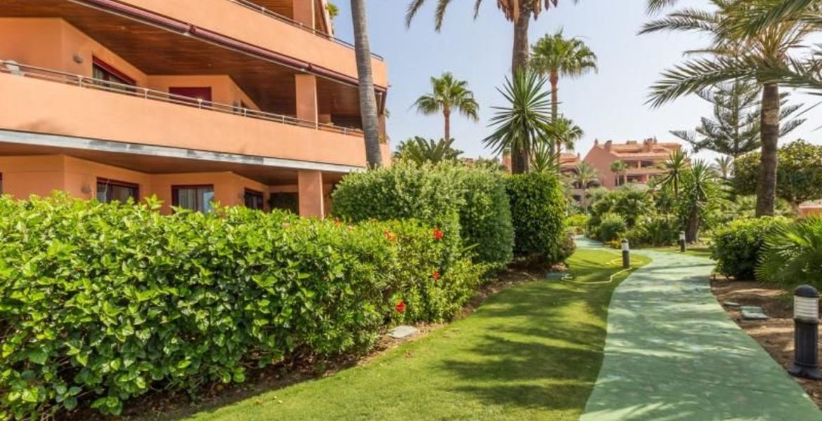 Apartamento en venta en Puerto Banus