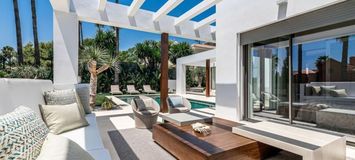 Villa for sale in Sierra Blanca