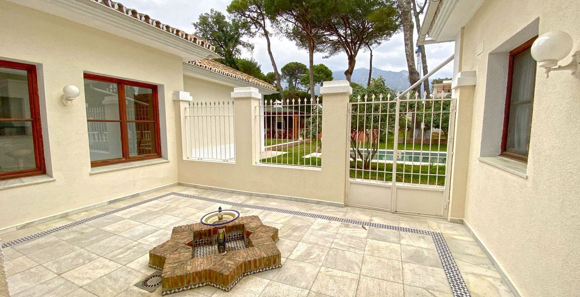 Golden Mile Marbella Villa with panoramic sea views