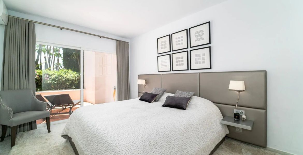 Apartamento de planta baja con estilo en Marina Puente Roman