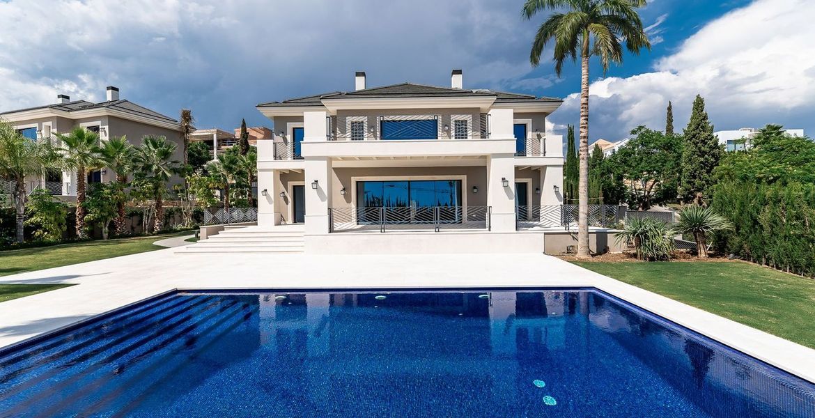 Villa en venta en Villa Padierna Golf 