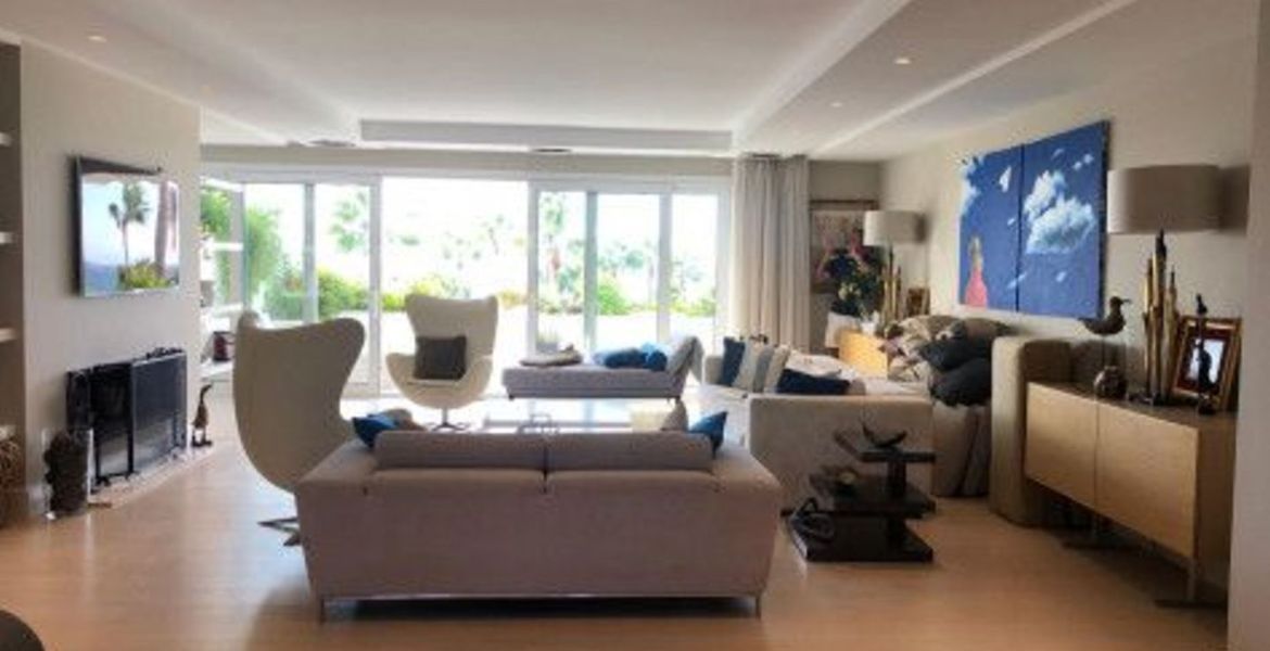 Penthouse for sale in Los Granados