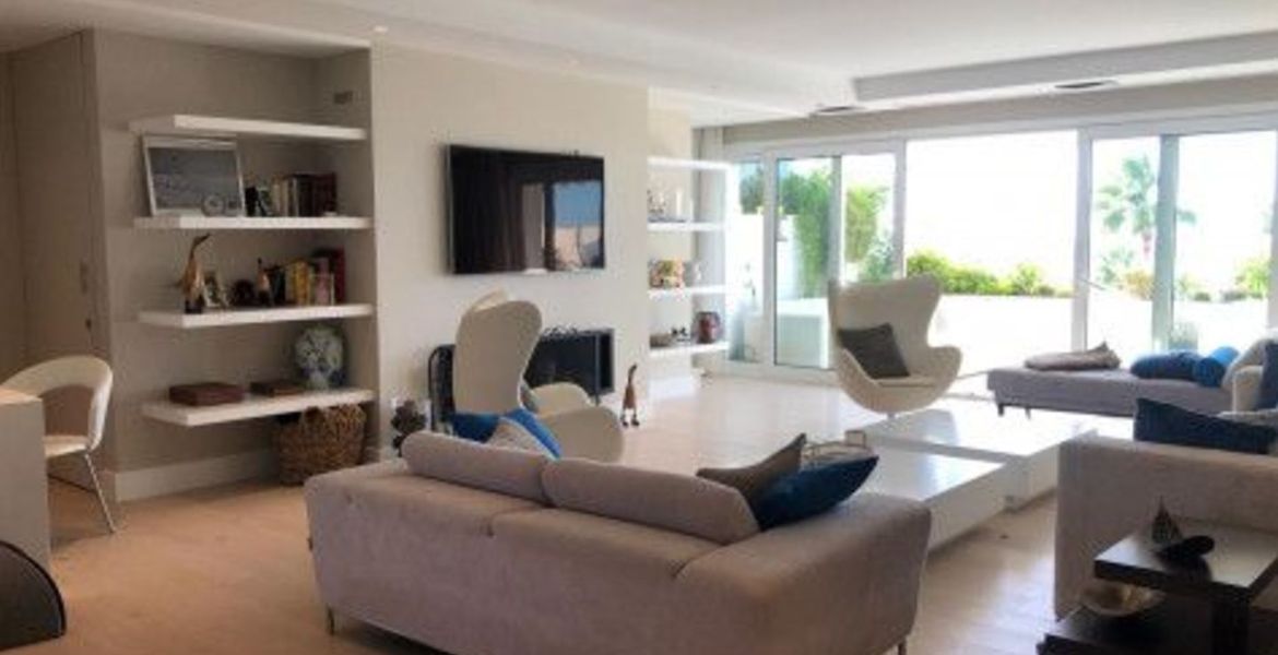 Penthouse for sale in Los Granados