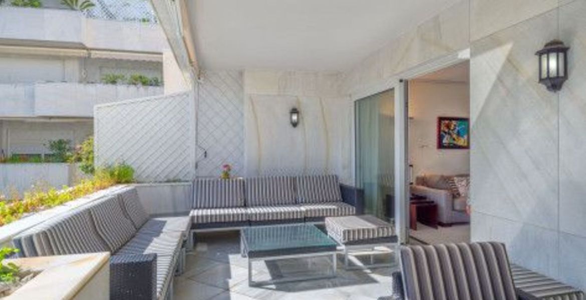 Apartment for sale in Los Granados