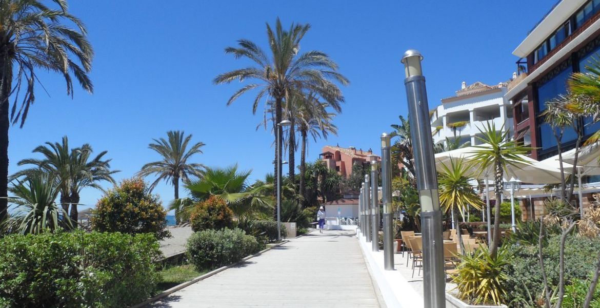 APARTMENT FOR SALE IN GUADALPIN BANUS MARBELLA