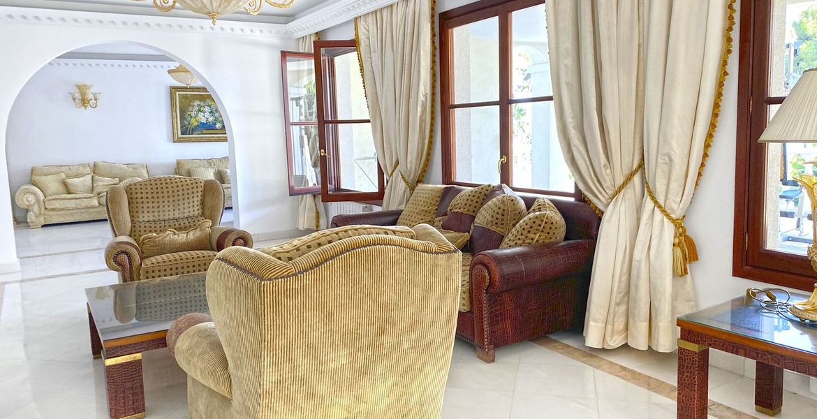 Golden Mile Marbella Villa with panoramic sea views