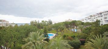 SE VENDE DEPARTAMENTO EN  PLAYAS DEL DUQUE  EN MARBELLA 