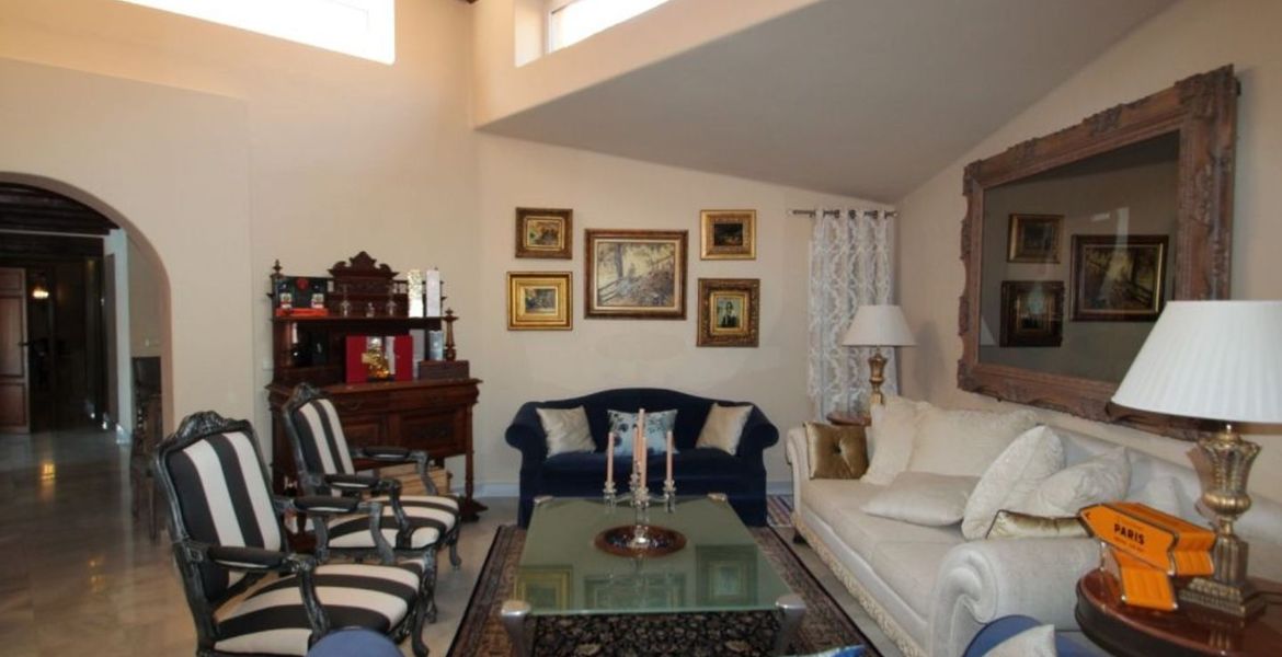 Villa for sale in Torrevieja