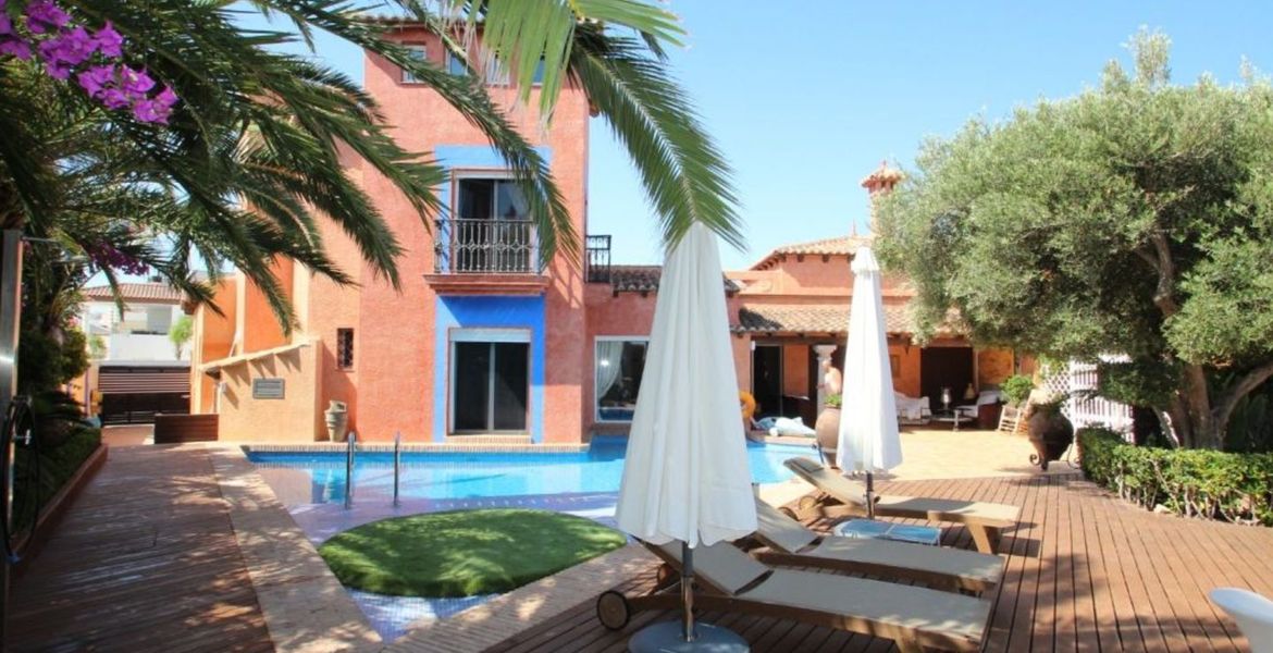 Villa a la venta en Torrevieja