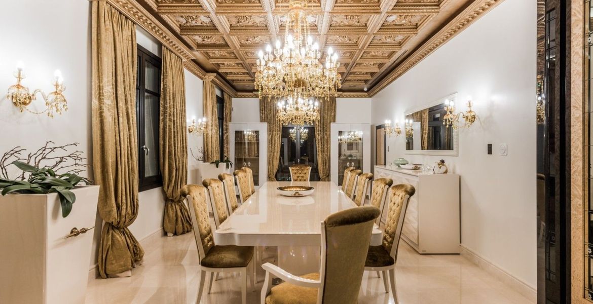 Palacio en Venta  Hacienda las Chapas Marbella