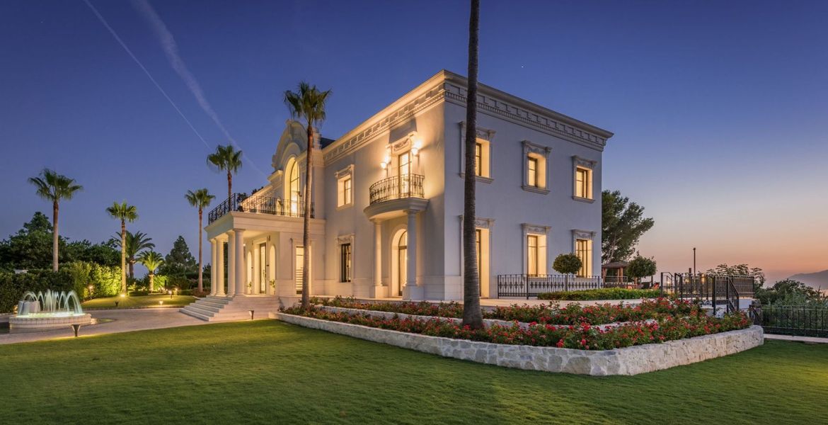 Palace for Sale in Hacienda las Chapas Marbella