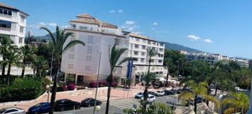 Playas del Duque, Marbella - Puerto Banus Apartment 140sqm