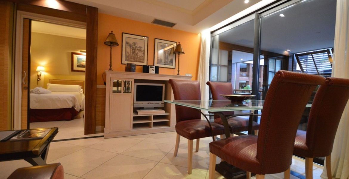 Apartamento en venta en Guadalpin Banus