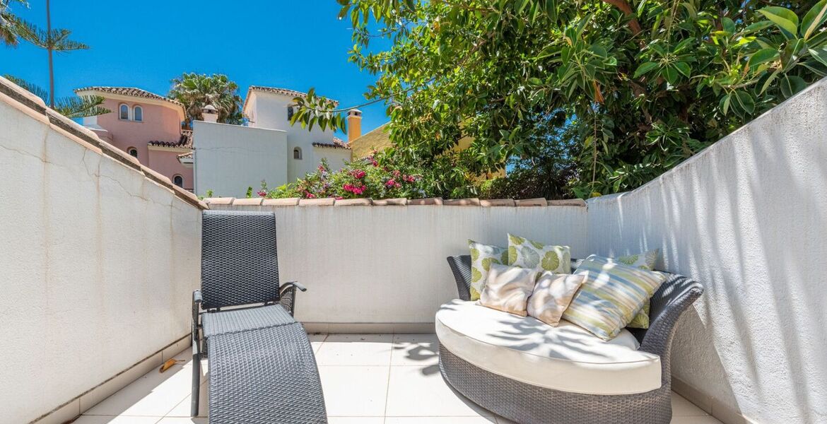  Beachside villa in marbella for sale