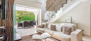 Villa junto a la playa en Marbella en venta