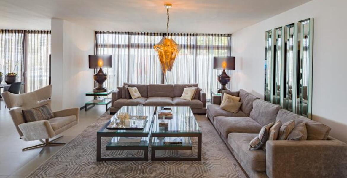 Spacious luxurious apartment in Port Oasis