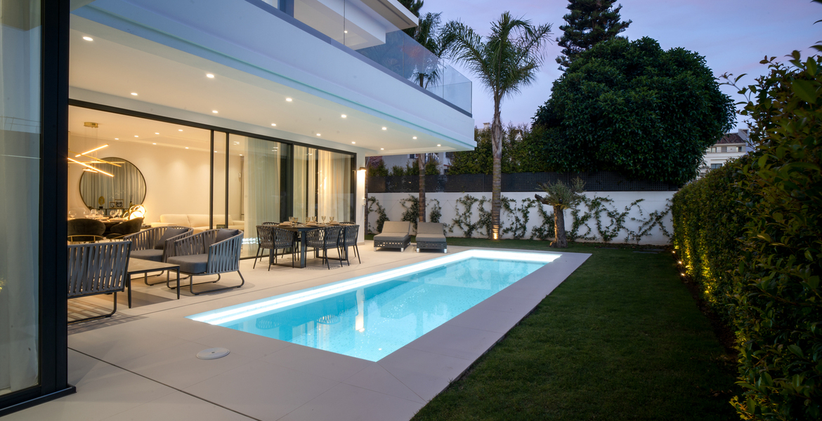 Beautiful villas for sale in Golden Mile Marbella