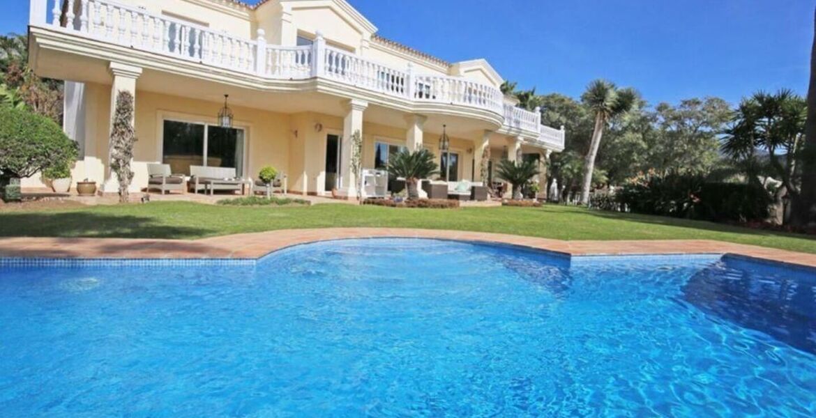 Villa for sale in Sierra Blanca